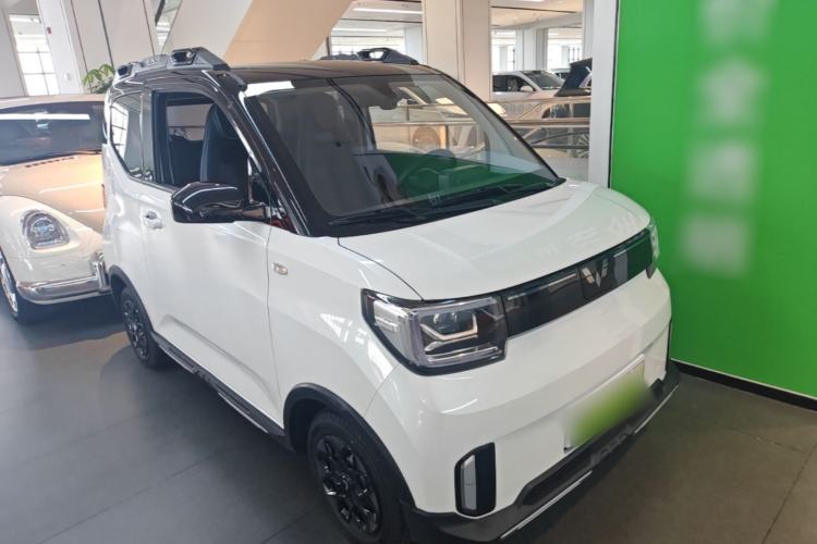 Used Wuling Hongguang MINIEV 2022 GAMEBOY 200km Gaming Edition with Lithium Iron Phosphate Front Right 45 Deg