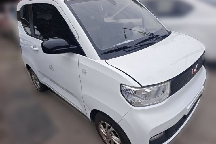 Used Wuling Hongguang MINIEV 2022 Zizai Version Lithium Iron Phosphate Front Right 45 Deg