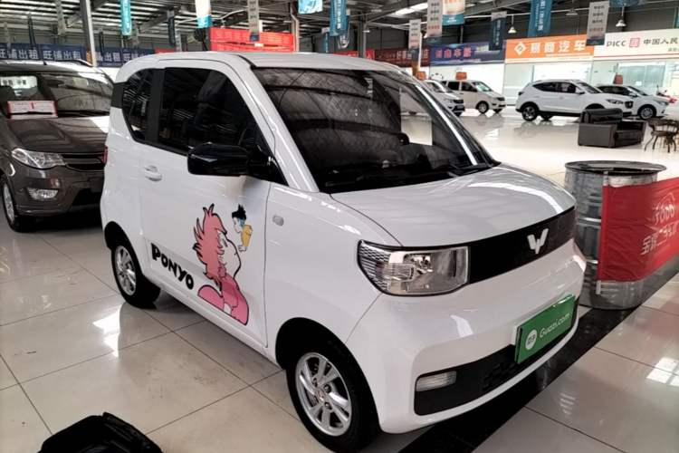 Used Wuling Hongguang MINIEV 2022 Enjoy Edition Lithium Iron Phosphate Front Right 45 Deg