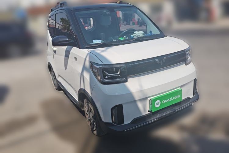 Used Wuling Hongguang MINIEV 2022 GAMEBOY 200km Gaming Edition with Lithium Iron Phosphate Front Right 45 Deg