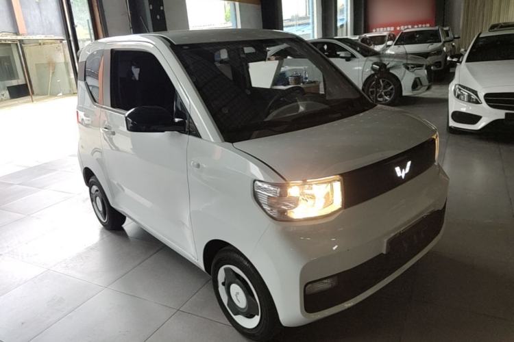 Used Wuling Hongguang MINIEV 2022 Zizai Version Lithium Iron Phosphate Front Right 45 Deg