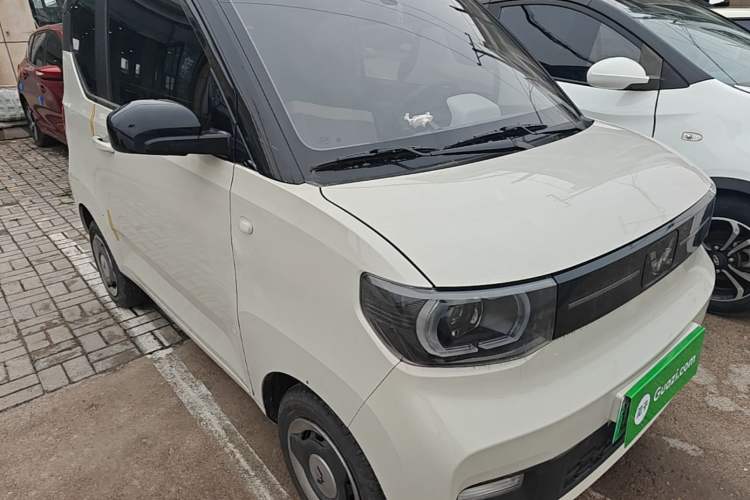 Used Wuling Hongguang MINIEV 2022 Macaron Fashion Edition Lithium-Nickel-Cobalt-Alpha-oxide Front Right 45 Deg