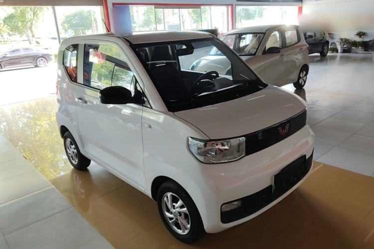 Used Wuling Hongguang MINIEV 2022 Enjoy Edition Lithium Iron Phosphate Front Right 45 Deg