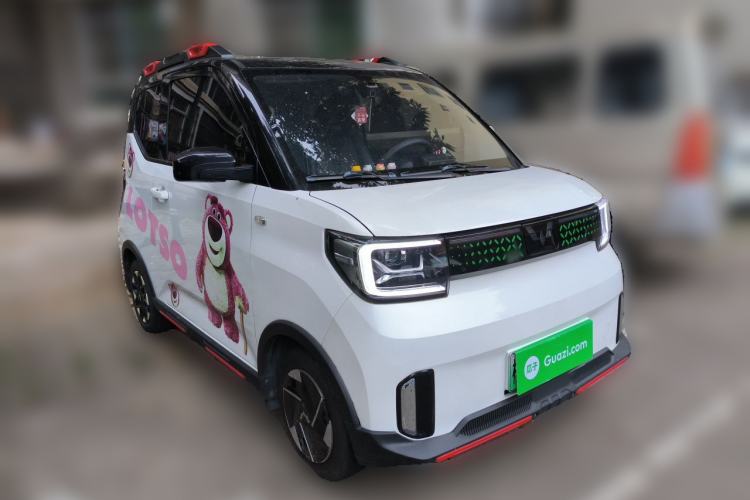 Used Wuling Hongguang MINIEV 2022 GAMEBOY 300km Enthusiast Model with Lithium Iron Phosphate Front Right 45 Deg