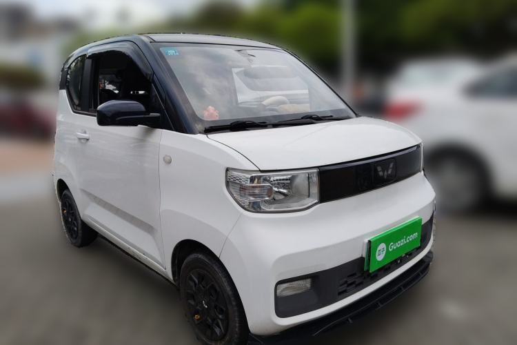 Used Wuling Hongguang MINIEV 2022 Zizai Version Lithium-NMC Front Right 45 Deg