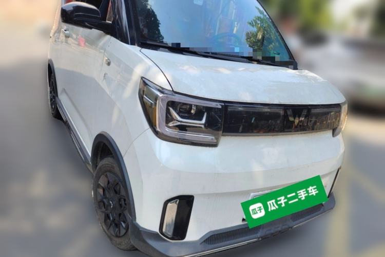 Used Wuling Hongguang MINIEV 2022 GAMEBOY 200km Gaming Edition with Lithium Iron Phosphate Front Right 45 Deg