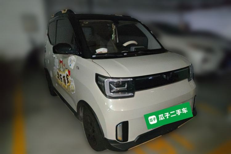 Used Wuling Hongguang MINIEV 2022 GAMEBOY 200km Gaming Edition with Lithium Iron Phosphate Front Right 45 Deg