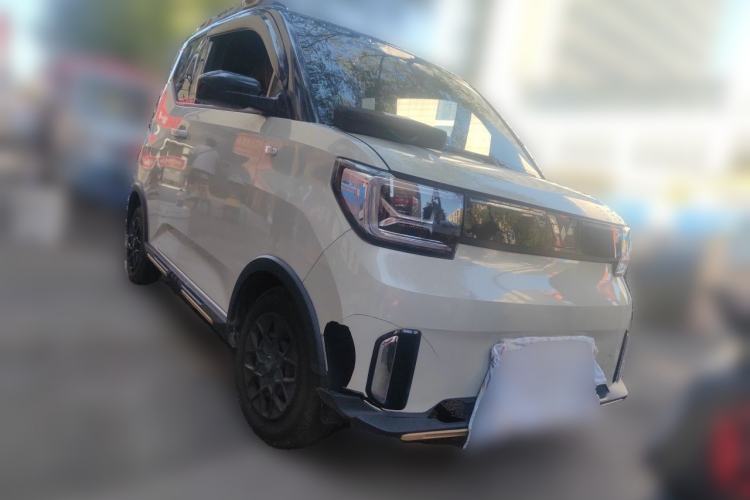 Used Wuling Hongguang MINIEV 2022 GAMEBOY 300km Enthusiast Model with Lithium Iron Phosphate Front Right 45 Deg