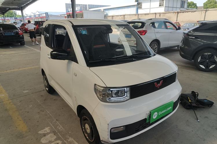 Used Wuling Hongguang MINIEV 2022 Easy Version Lithium-NMC Front Right 45 Deg