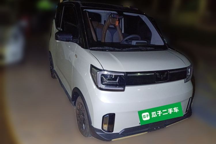 Used Wuling Hongguang MINIEV 2022 GAMEBOY 300km Enthusiast Model with Lithium Iron Phosphate Front Right 45 Deg