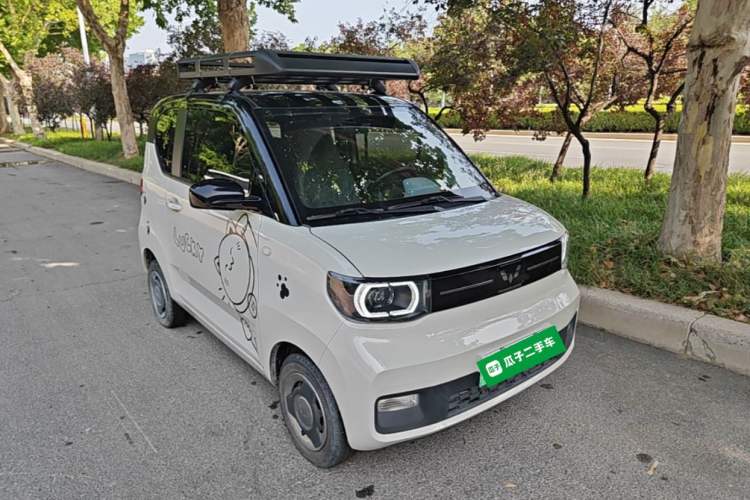 Used Wuling Hongguang MINIEV 2022 Macaron Fashion Model Lithium Iron Phosphate Front Right 45 Deg