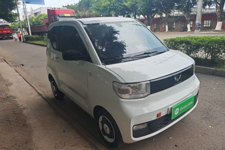Used Wuling Hongguang MINIEV 2022 Enjoy Edition Lithium-Ion Battery Front Right 45 Deg