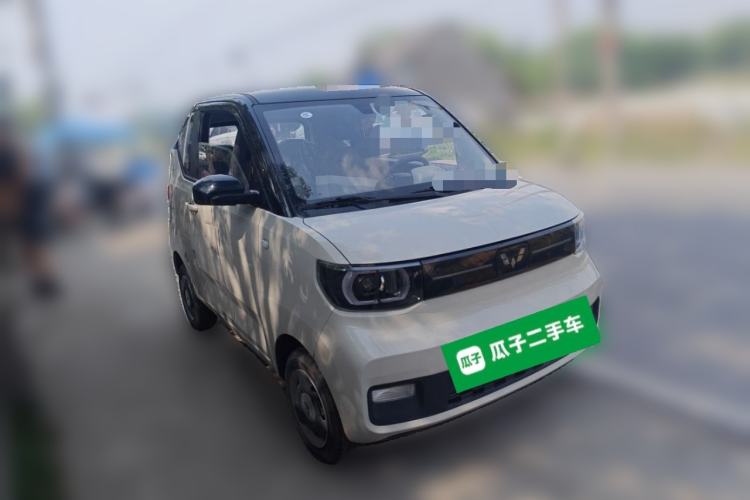 Used Wuling Hongguang MINIEV 2022 Macaron Fashion Model Lithium Iron Phosphate Front Right 45 Deg