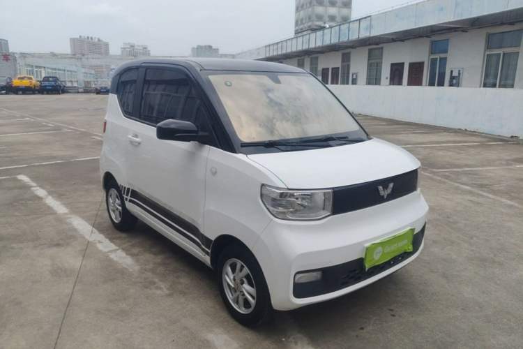 Used Wuling Hongguang MINIEV 2022 Easy Version Lithium Iron Phosphate Front Right 45 Deg
