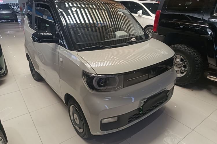 Used Wuling Hongguang MINIEV 2022 Macaron Premium Model – Lithium Iron Phosphate Front Right 45 Deg