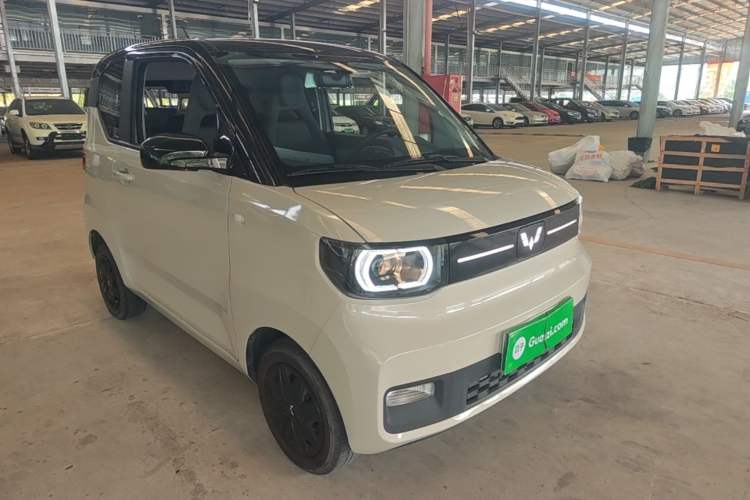 Used Wuling Hongguang MINIEV 2022 Macaron Premium Model – Lithium Iron Phosphate Front Right 45 Deg