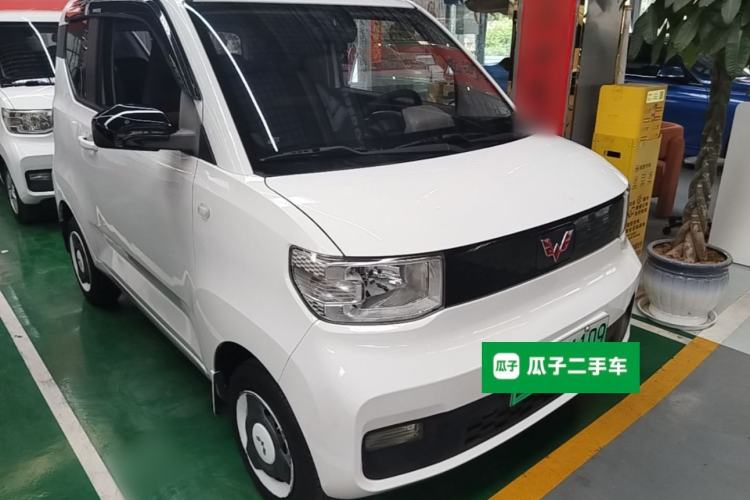 Used Wuling Hongguang MINIEV 2022 Easy Version Lithium Iron Phosphate Front Right 45 Deg