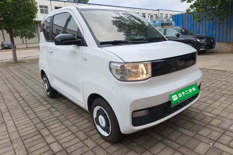Used Wuling Hongguang MINIEV 2022 Zizai Version Lithium Iron Phosphate Front Right 45 Deg