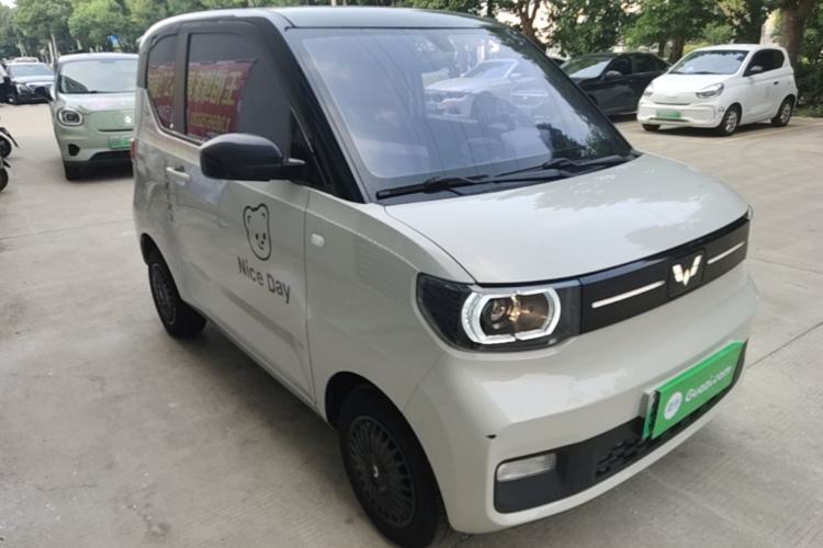 Used Wuling Hongguang MINIEV 2022 Macaron Premium Model – Lithium Iron Phosphate Front Right 45 Deg