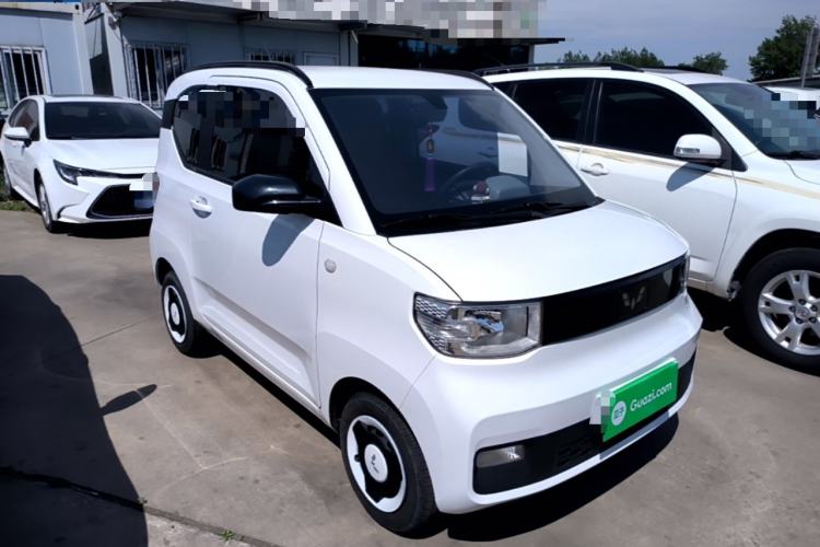 Used Wuling Hongguang MINIEV 2022 Zizai Version Lithium-NMC Front Right 45 Deg