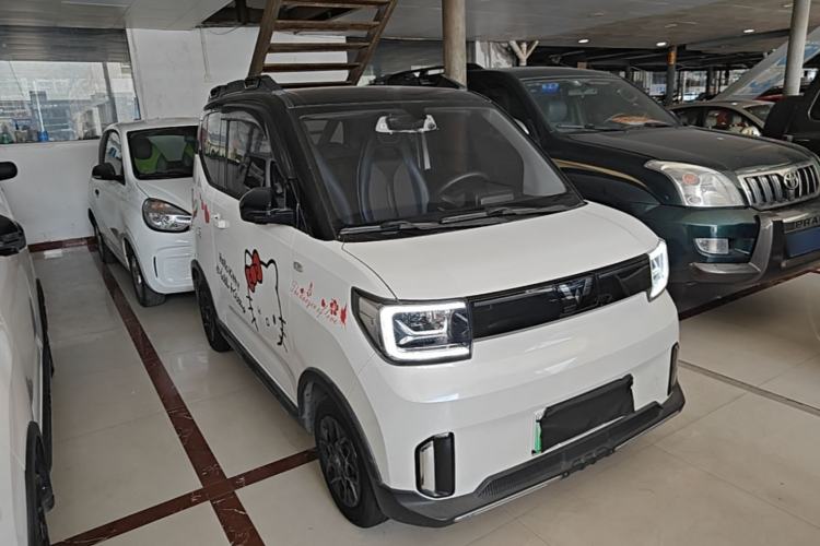 Used Wuling Hongguang MINIEV 2022 GAMEBOY 200km Gaming Edition with Lithium Iron Phosphate Front Right 45 Deg