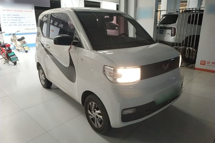 Used Wuling Hongguang MINIEV 2022 Zizai Version Lithium Iron Phosphate Front Right 45 Deg