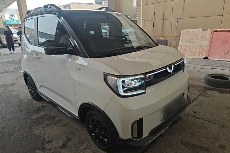 Used Wuling Hongguang MINIEV 2022 GAMEBOY 300km Enthusiast Model with Lithium Iron Phosphate Front Right 45 Deg