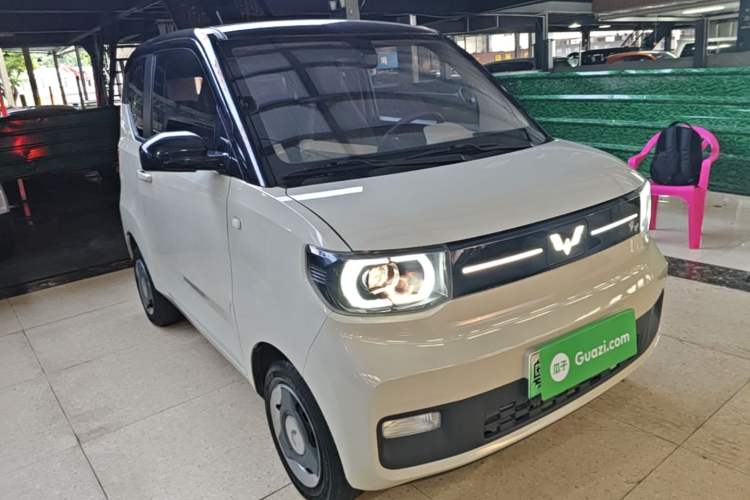Used Wuling Hongguang MINIEV 2022 Macaron Premium Model – Lithium Iron Phosphate Front Right 45 Deg
