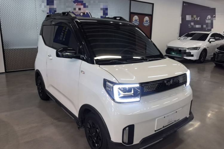 Used Wuling Hongguang MINIEV 2022 GAMEBOY 200km Gaming Edition with Lithium Iron Phosphate Front Right 45 Deg
