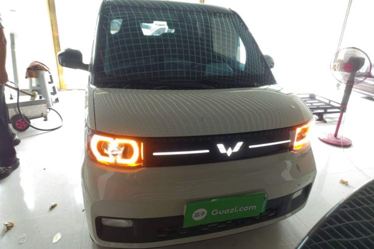 Used Wuling Hongguang MINIEV 2022 Macaron Premium Model – Lithium Iron Phosphate Front