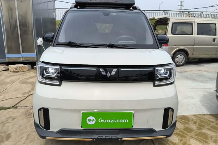Used Wuling Hongguang MINIEV 2022 GAMEBOY 200km Gaming Edition with Lithium Iron Phosphate Front