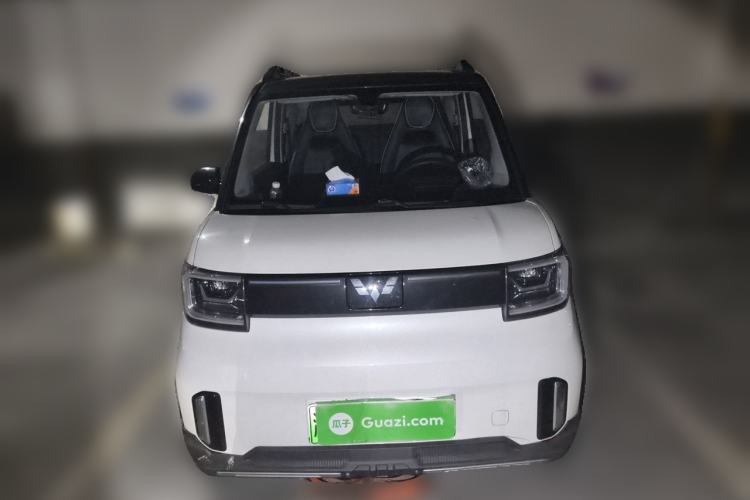 Used Wuling Hongguang MINIEV 2022 GAMEBOY 300km Enthusiast Model with Lithium Iron Phosphate Front