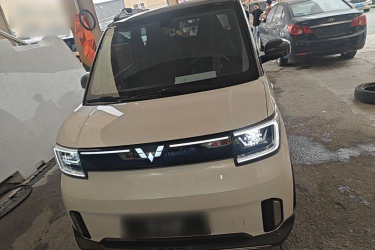 Used Wuling Hongguang MINIEV 2022 GAMEBOY 300km Enthusiast Model with Lithium Iron Phosphate Front