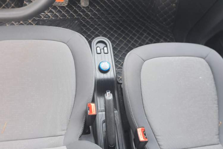 Used Wuling Hongguang MINIEV 2022 Easy Version Lithium Iron Phosphate Gear Lever