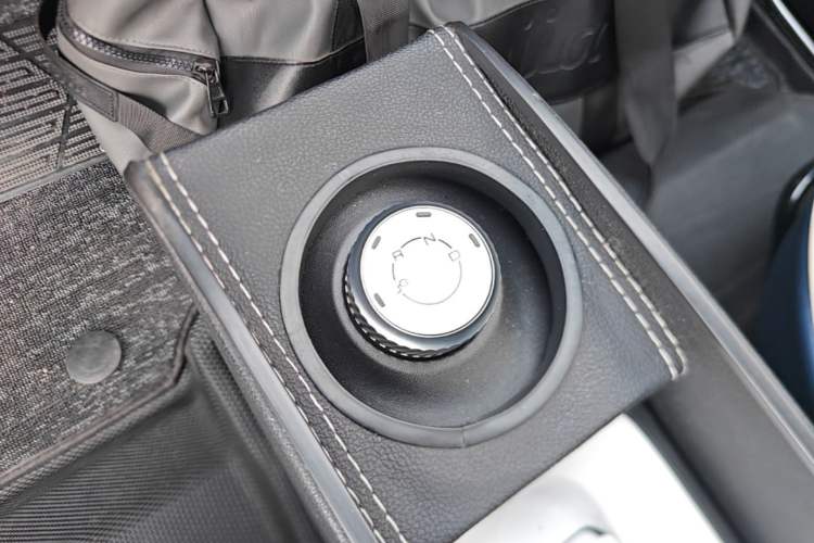 Used Wuling Hongguang MINIEV 2022 GAMEBOY 200km Gaming Edition with Lithium Iron Phosphate Gear Lever
