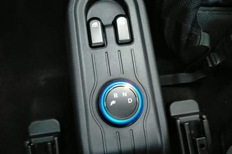 Used Wuling Hongguang MINIEV 2022 Zizai Version Lithium Iron Phosphate Gear Lever