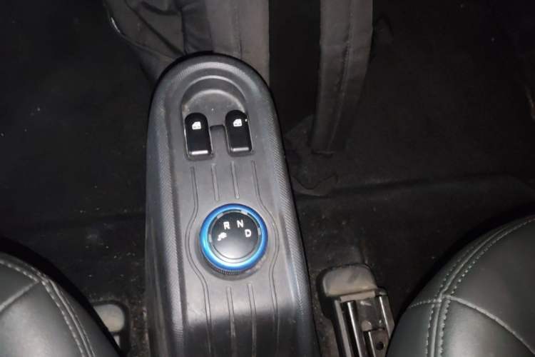 Used Wuling Hongguang MINIEV 2022 Enjoy Edition Lithium Iron Phosphate Gear Lever