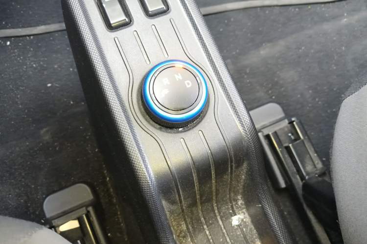 Used Wuling Hongguang MINIEV 2022 Zizai Version Lithium Iron Phosphate Gear Lever