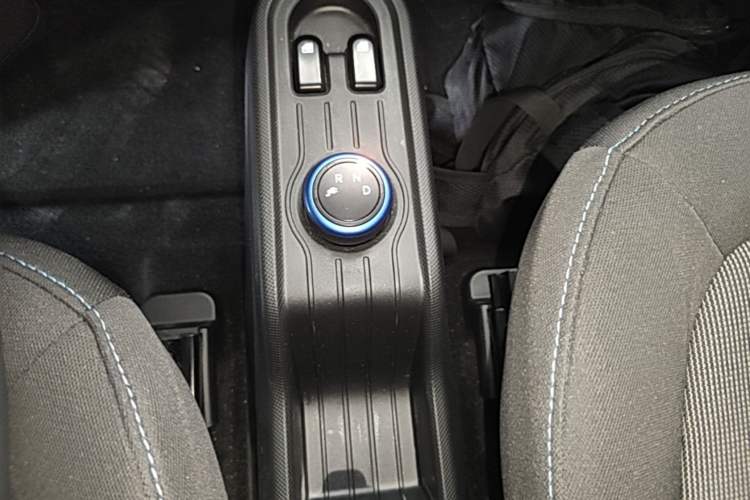 Used Wuling Hongguang MINIEV 2022 Enjoy Edition Lithium Iron Phosphate Gear Lever