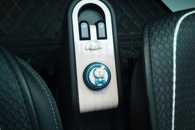 Used Wuling Hongguang MINIEV 2022 Enjoy Edition Lithium-Ion Battery Gear Lever