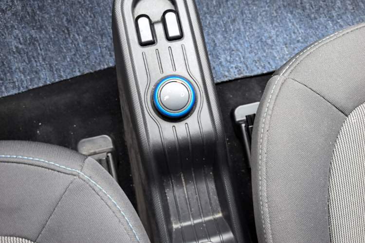 Used Wuling Hongguang MINIEV 2022 Zizai Version Lithium Iron Phosphate Gear Lever
