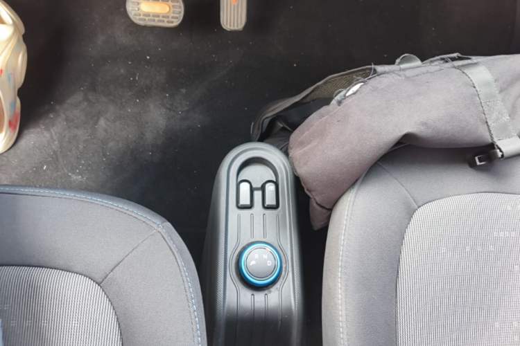 Used Wuling Hongguang MINIEV 2022 Easy Version Lithium Iron Phosphate Gear Lever