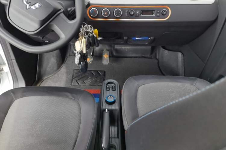 Used Wuling Hongguang MINIEV 2022 Easy Version Lithium-NMC Gear Lever