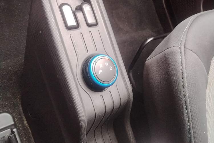 Used Wuling Hongguang MINIEV 2022 Zizai Version Lithium Iron Phosphate Gear Lever