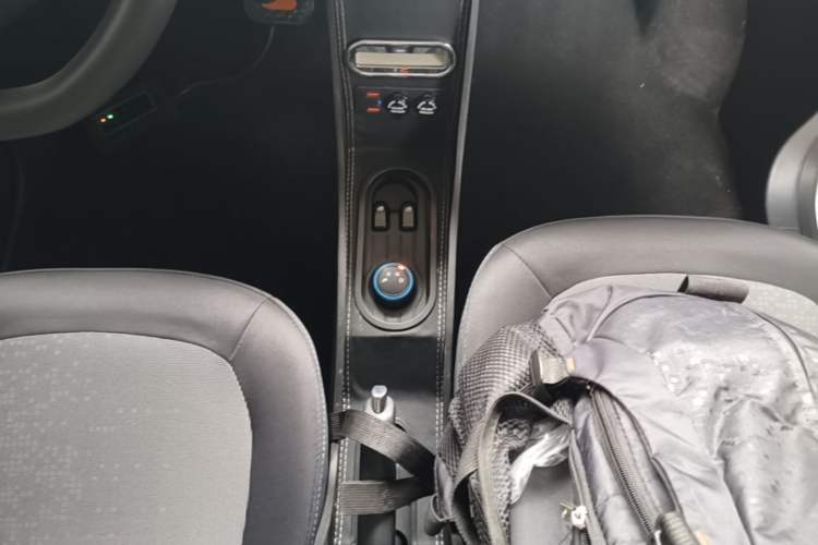 Used Wuling Hongguang MINIEV 2022 Zizai Version Lithium Iron Phosphate Gear Lever