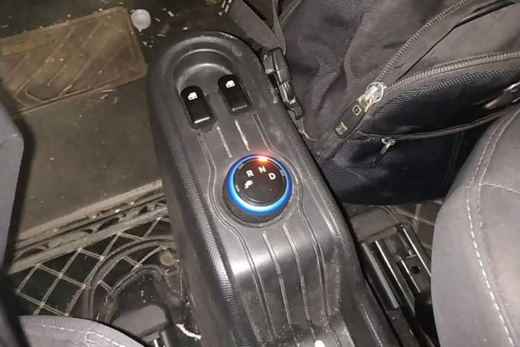 Used Wuling Hongguang MINIEV 2022 Zizai Version Lithium Iron Phosphate Gear Lever