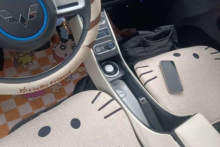 Used Wuling Hongguang MINIEV 2022 GAMEBOY 300km Enthusiast Model with Lithium Iron Phosphate Gear Lever