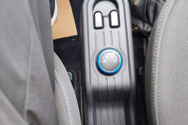 Used Wuling Hongguang MINIEV 2022 Zizai Version Lithium Iron Phosphate Gear Lever