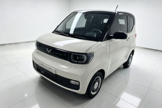 Used Wuling Hongguang MINIEV 2022 Macaron Premium Model – Lithium Iron Phosphate