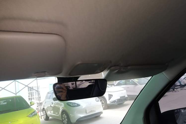 Used Wuling Hongguang MINIEV 2022 GAMEBOY 200km Gaming Edition with Lithium Iron Phosphate Headliner